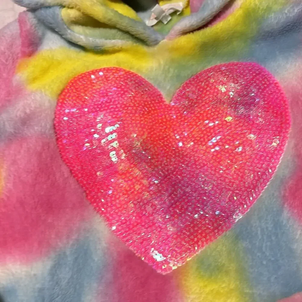 kensie 7/8 tie dye hooded sweatshirt sequin chest heart front pockets worn once